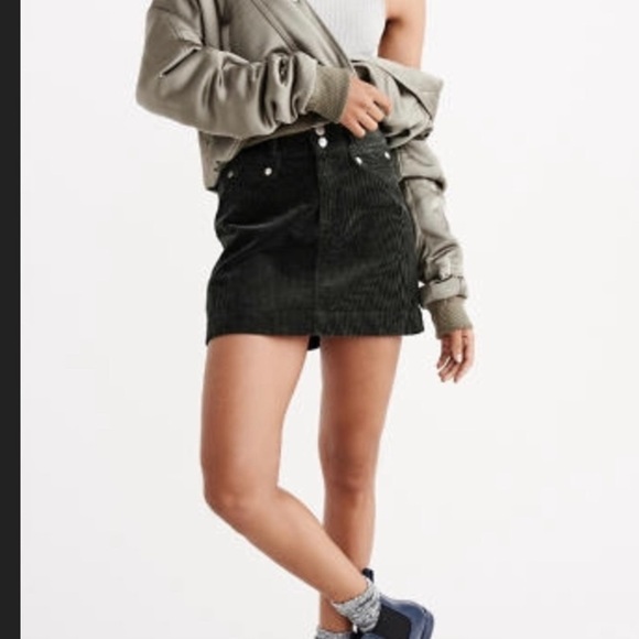 Abercrombie & Fitch Black Corduroy Mini Skirt​​​ - Picture 1 of 9